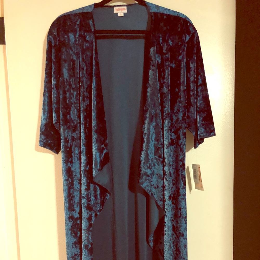 LuLaRoe Velvet Shirley-small